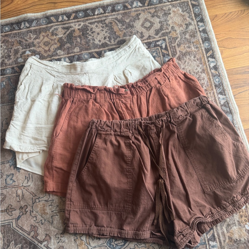 Gilli Women's Cargo Shorts - Cream, Rust, Brown